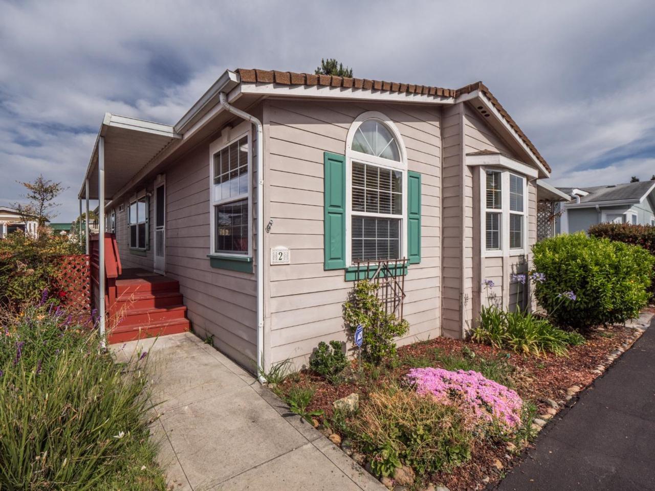 144 Holm Rd 2 - Photo 1