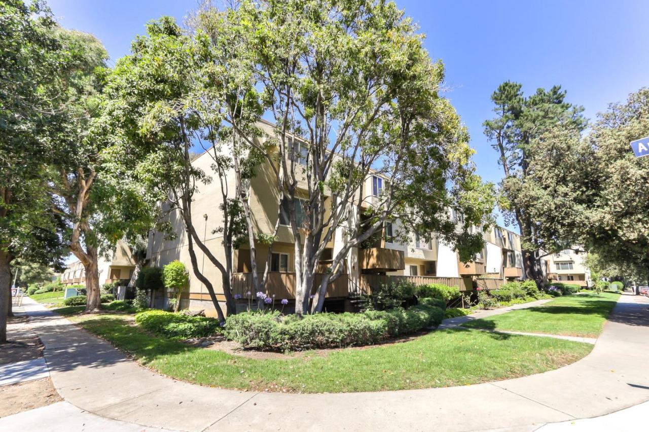 490 Auburn Way 17 - Photo 1