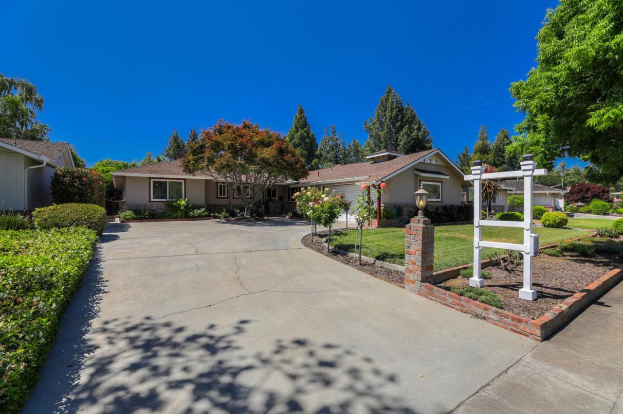 1468 Cherrydale Dr - Photo 1