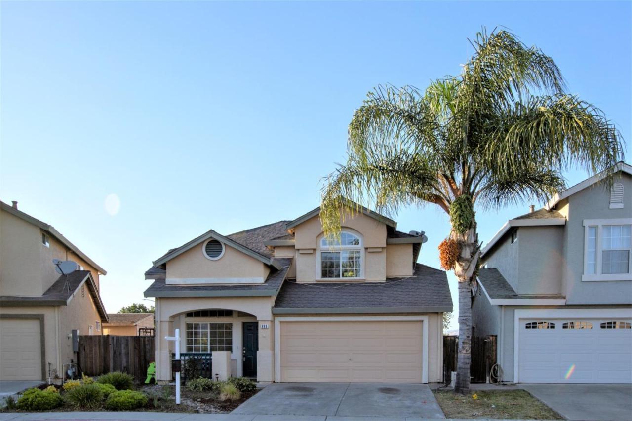 981 Woodcreek Way - Photo 1