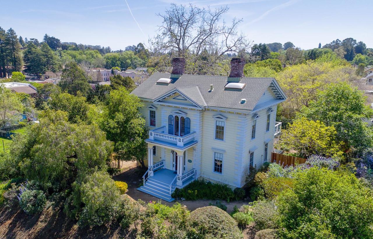 4500 Soquel Dr - Photo 1