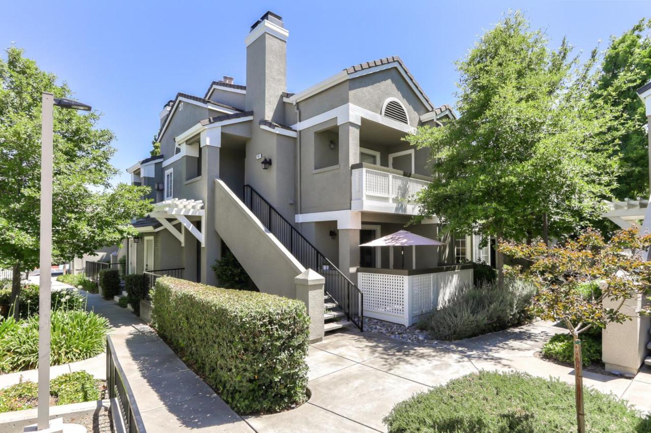 834 Owens Lake Dr - Photo 1