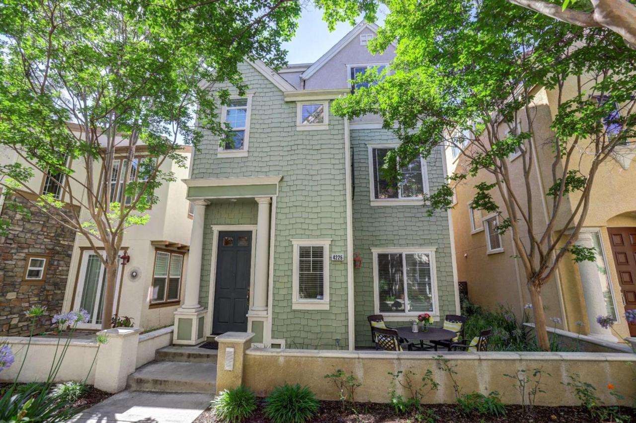 4226 Tobin Cir - Photo 1