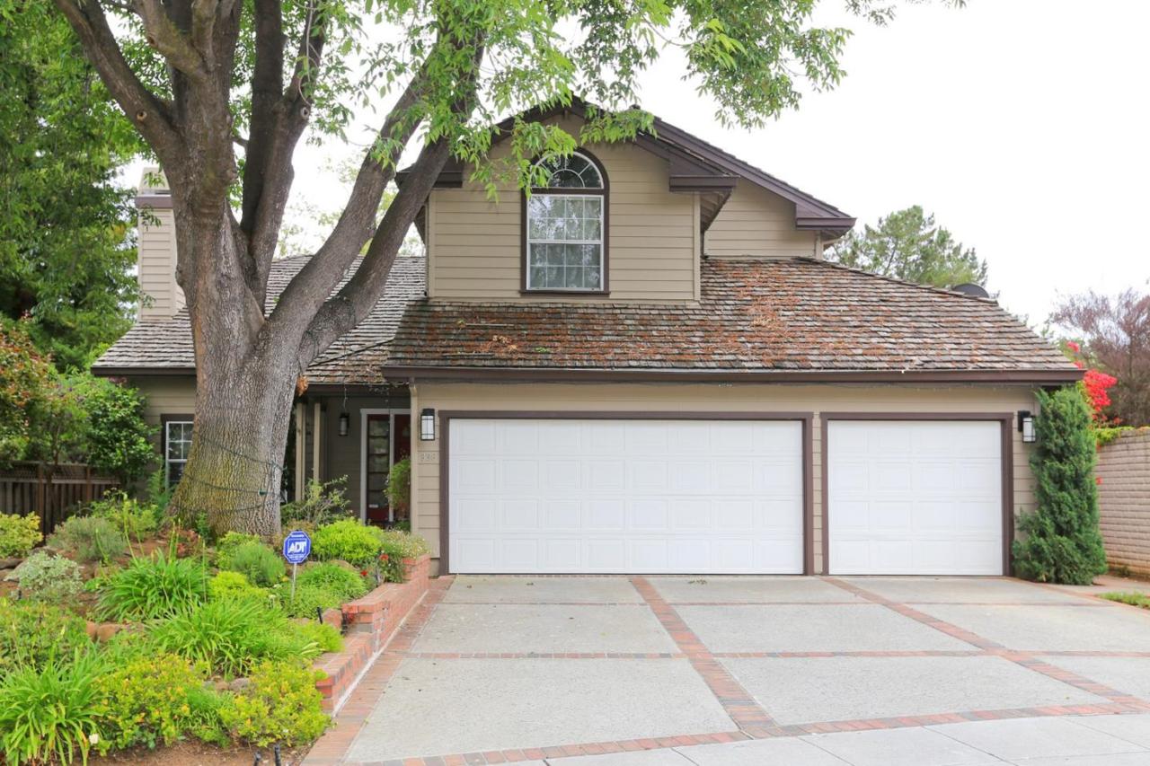 996 Solana Ct - Photo 1