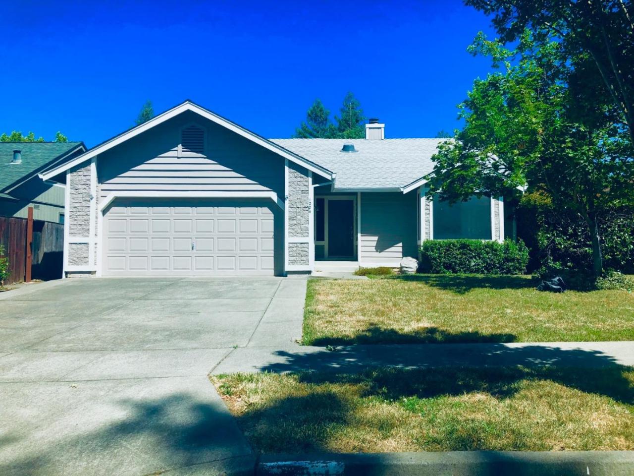 1204 Willow St - Photo 1
