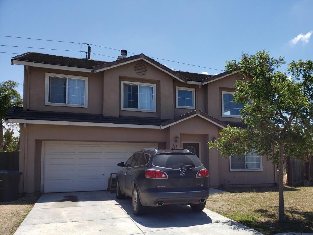 932 Peverini St - Photo 1