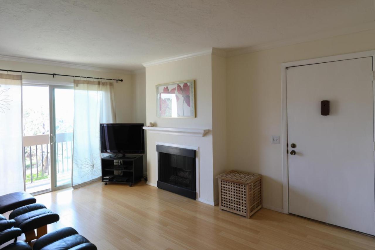 3208 Golden Oaks Ln - Photo 1