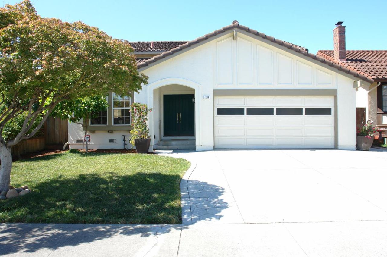 204 Oxford Way - Photo 1