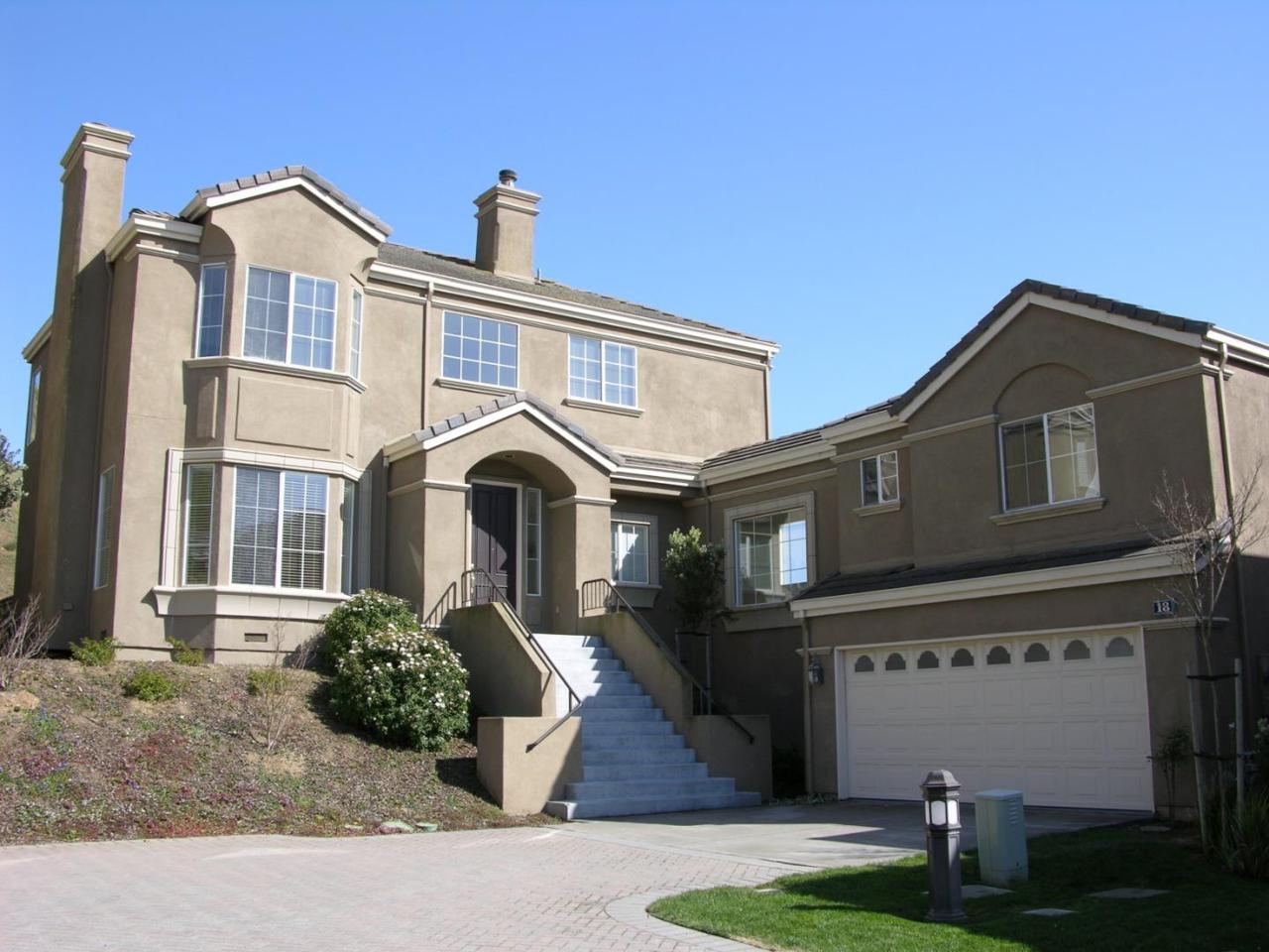 18 Greenpark Ter - Photo 1