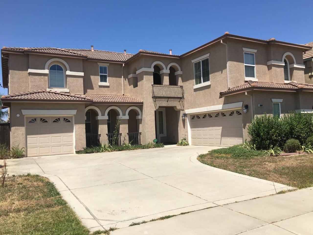 10000 Wyland Dr - Photo 1