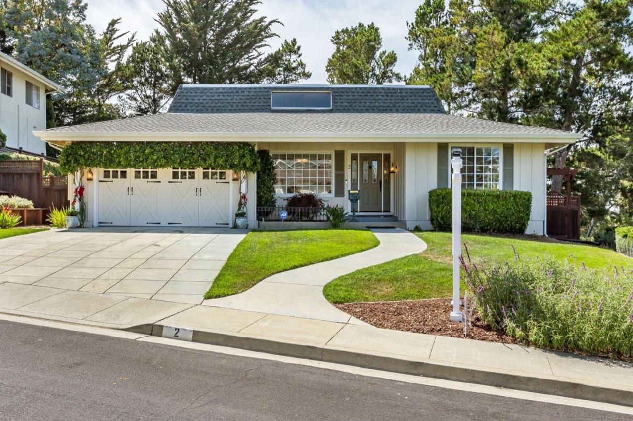 2 Waterloo Ct - Photo 1