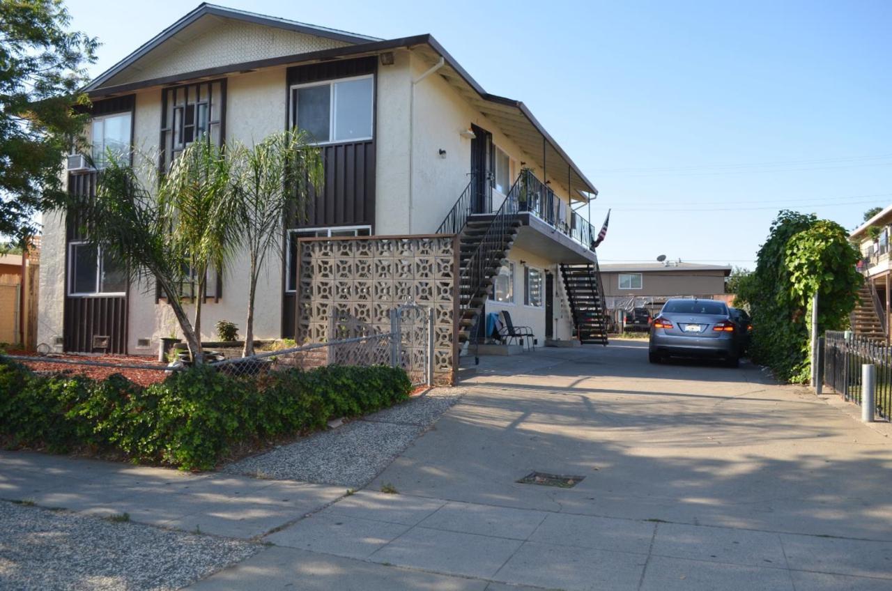 3132 Williamsburg Dr - Photo 1
