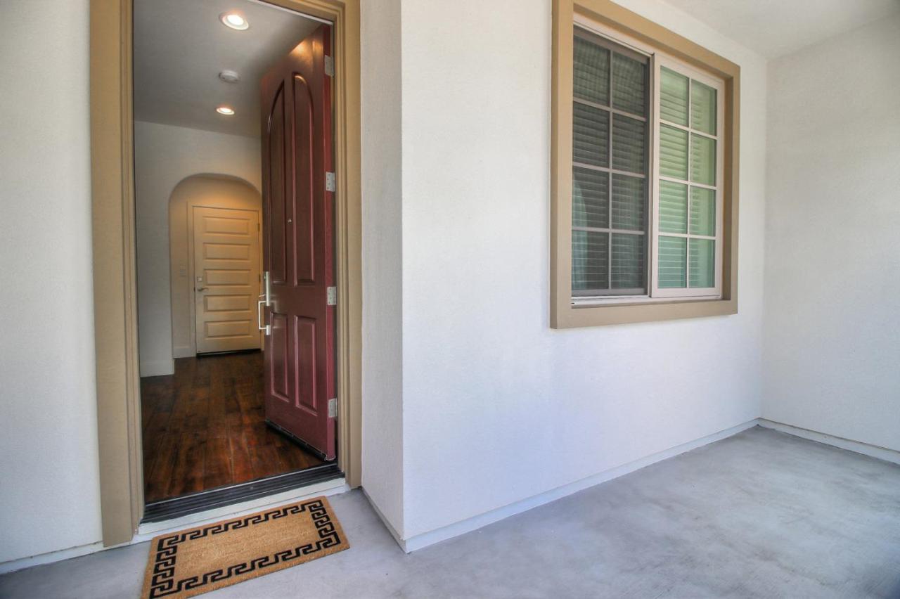 117 Avellino Way - Photo 1