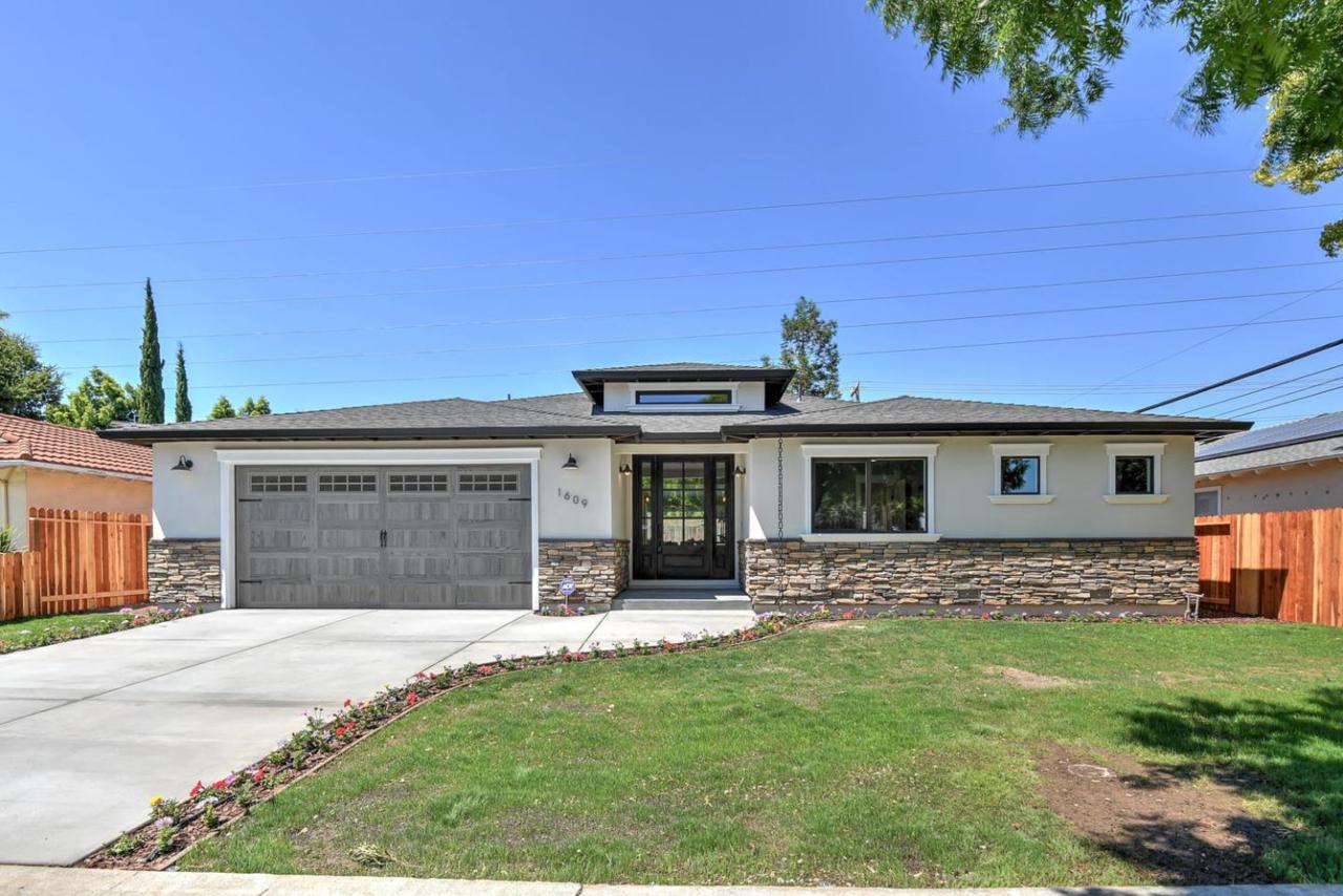 1609 Clovis Ave - Photo 1