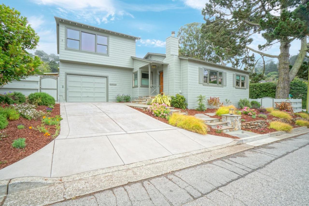 501 Carmel Ave - Photo 1