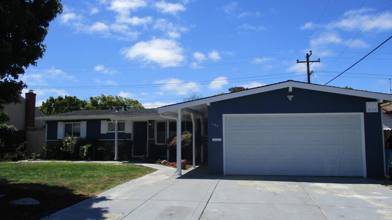 131 University Ave - Photo 1
