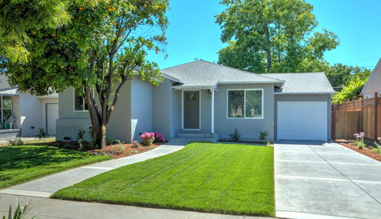1223 Forrestal Ave - Photo 1