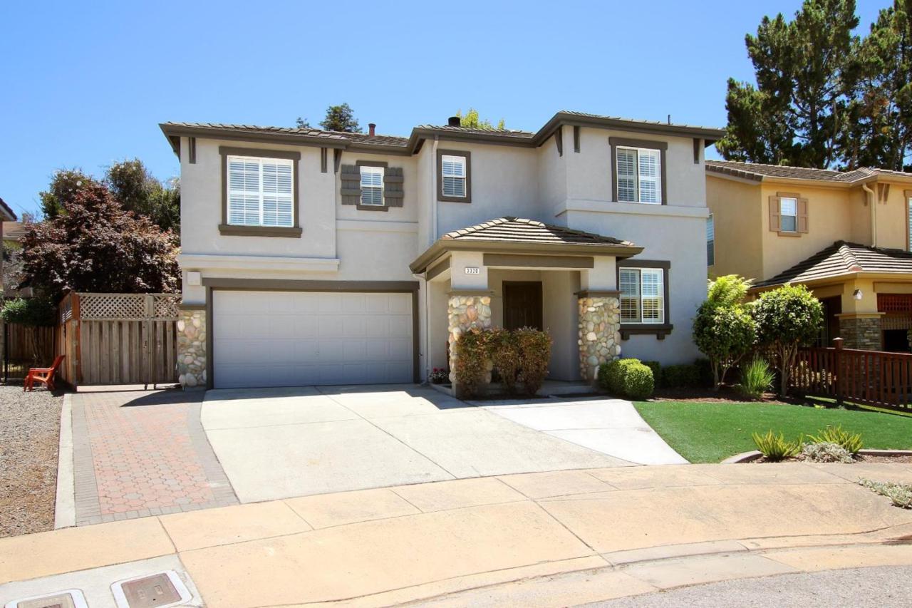 3320 Samuel Pl - Photo 1