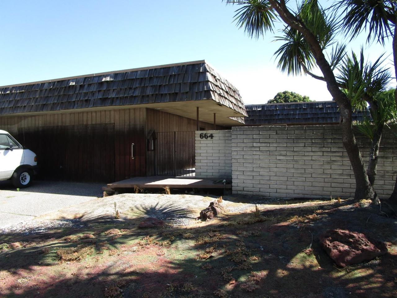 664 Melrose Dr - Photo 1