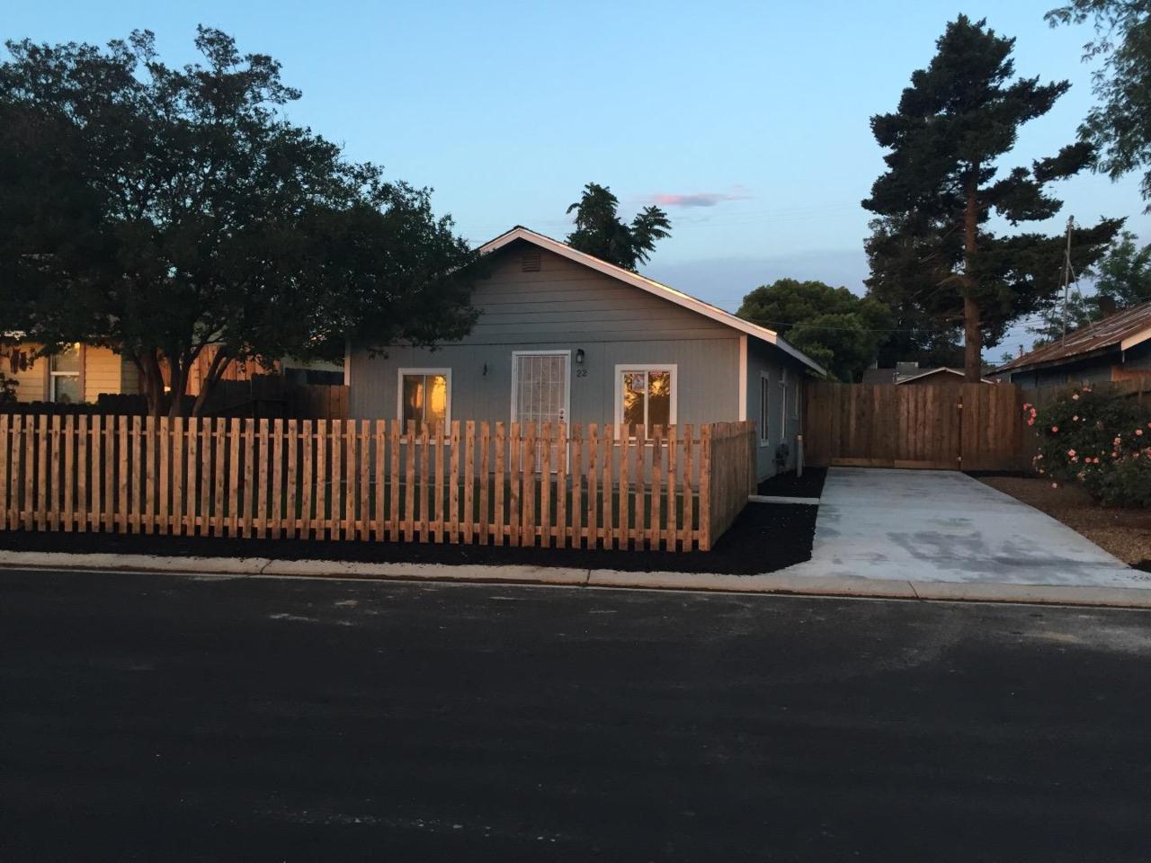 22 St - Photo 1
