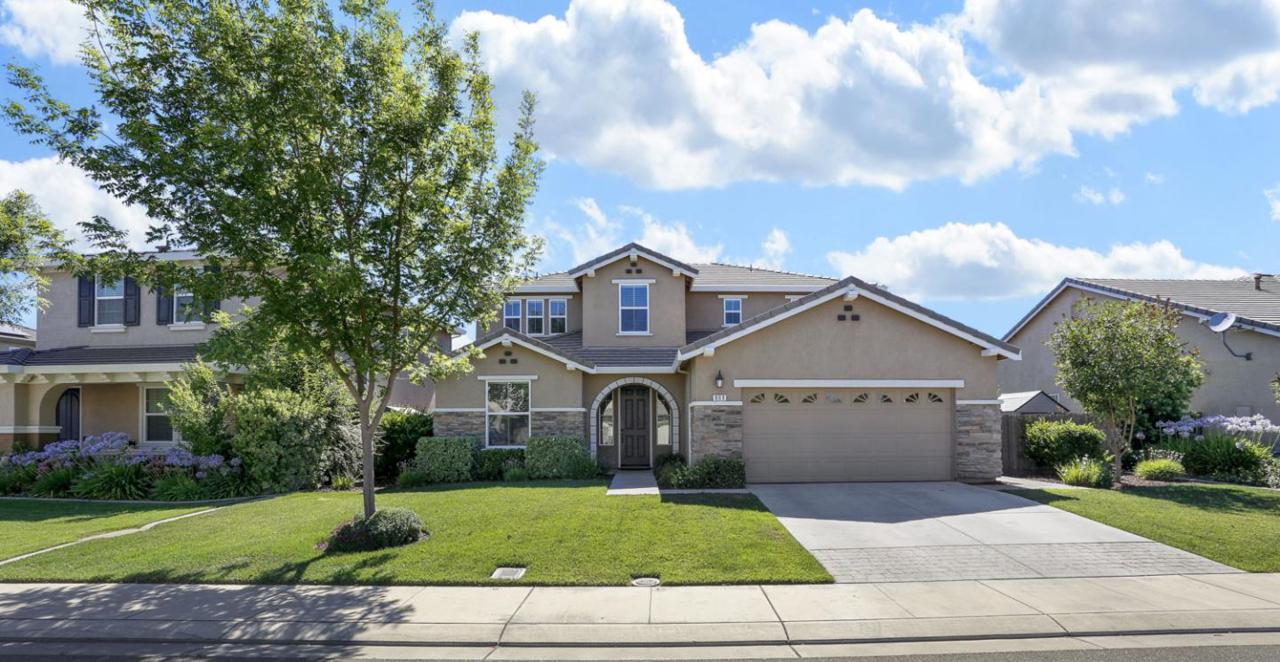 809 Golden Pond Dr - Photo 1