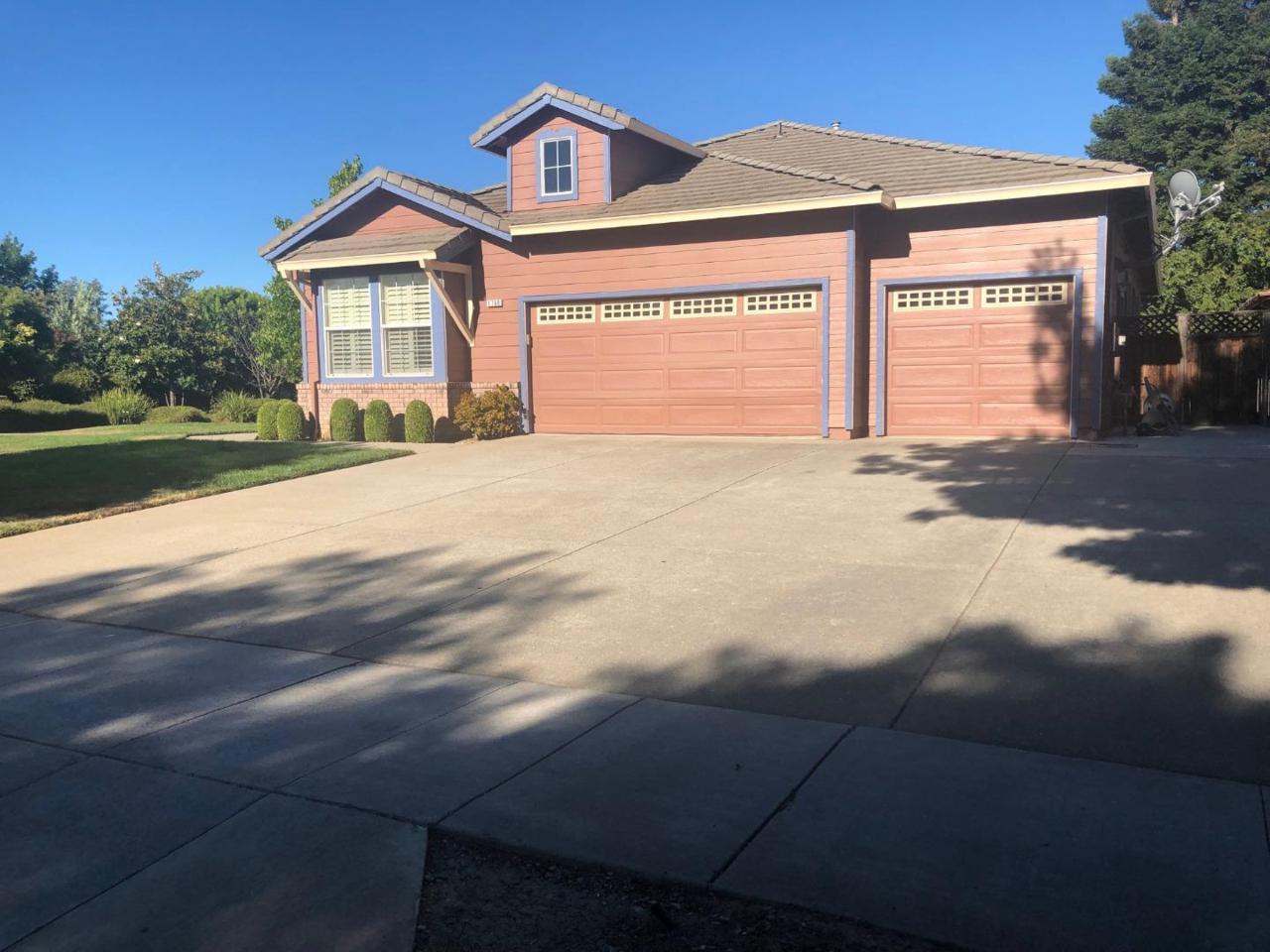 1760 Fairview Ave - Photo 1