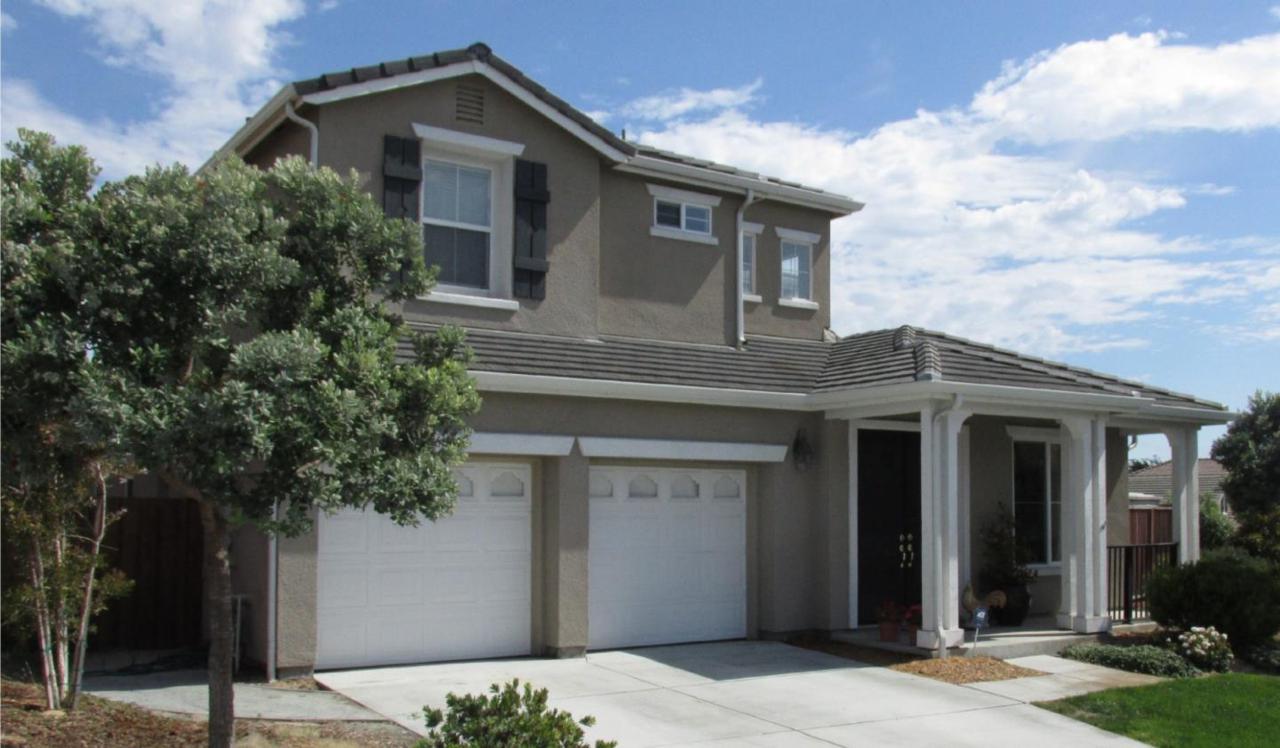 4725 Sea Ridge Ct - Photo 1