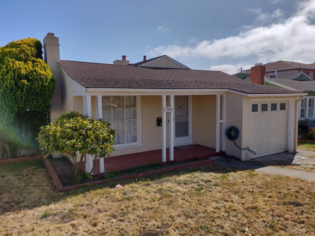 743 Commercial Ave - Photo 1