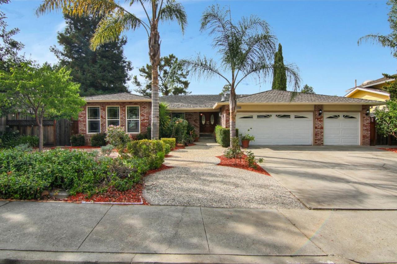 1159 Wilhelmina Way - Photo 1
