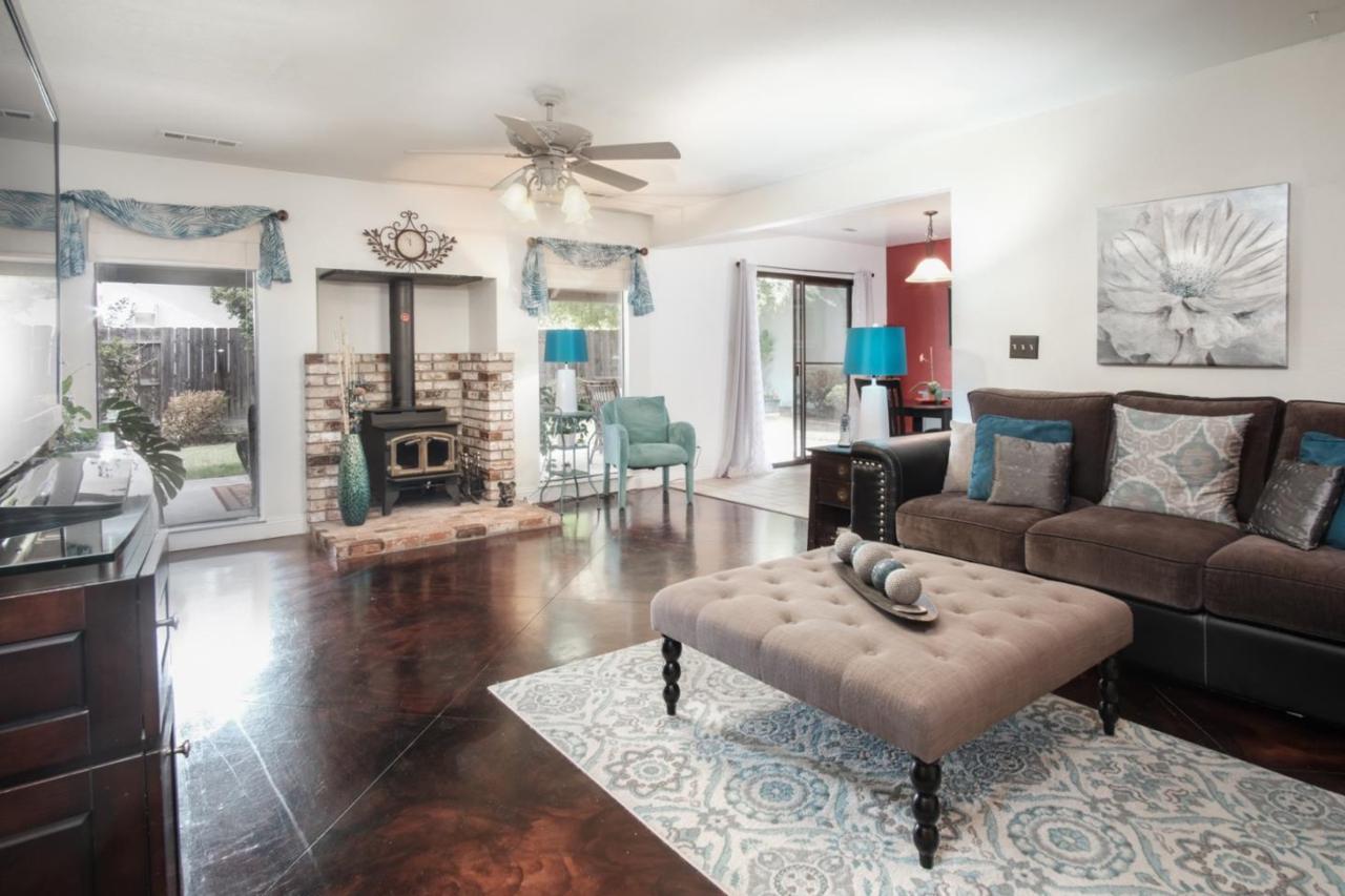 2521 Walnut Grove Way - Photo 1