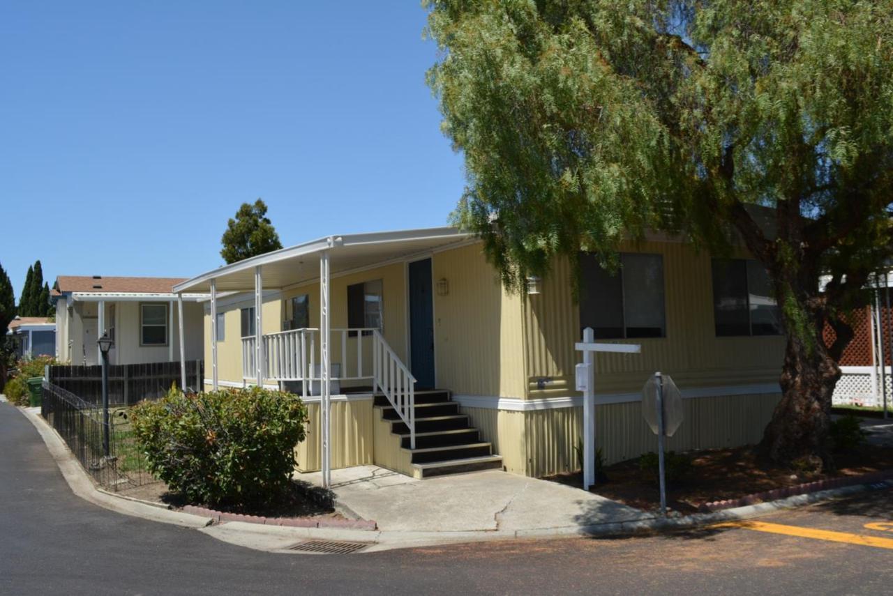 345 Eucalyptus Dr 345 - Photo 1