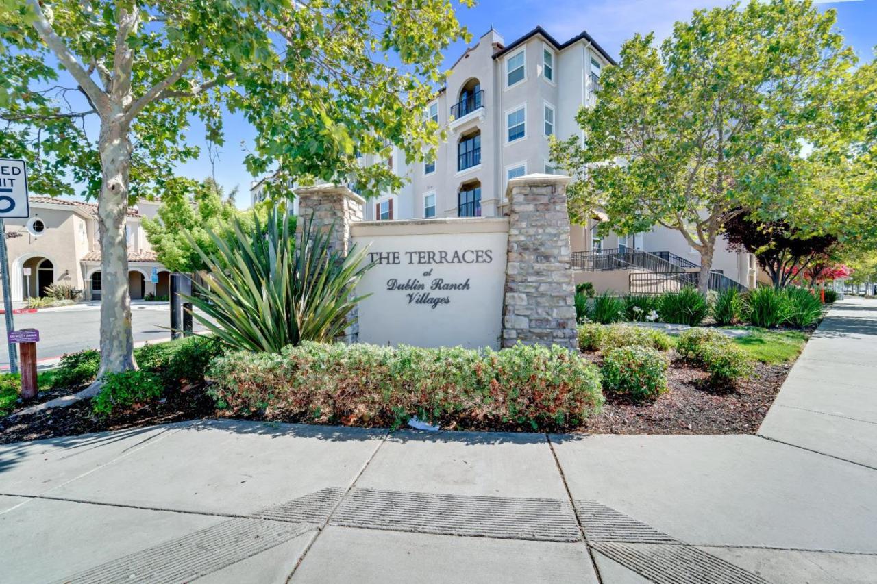 3290 Maguire Way 404 - Photo 1 3290 Maguire Way 404 - Photo 1