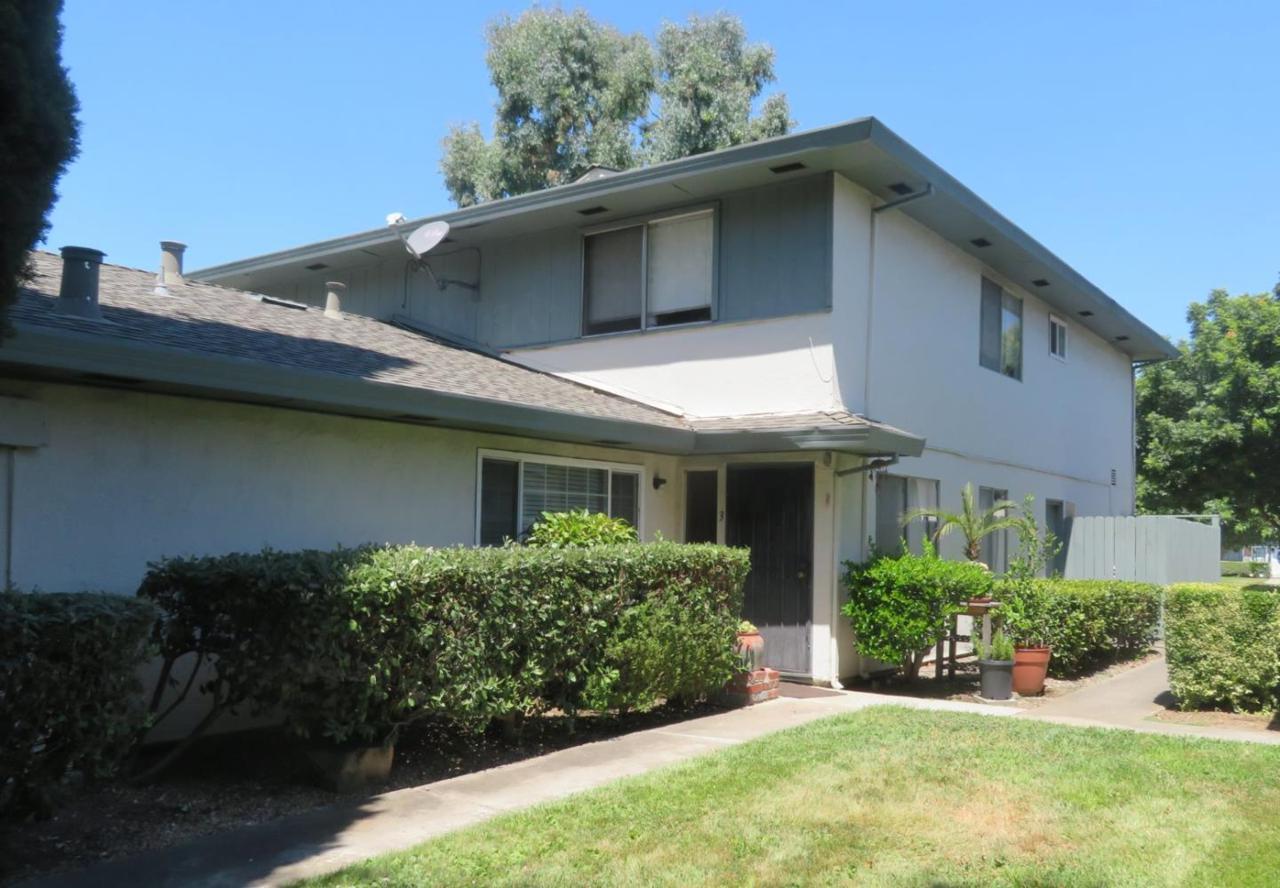 345 Blossom Hill Rd - Photo 1