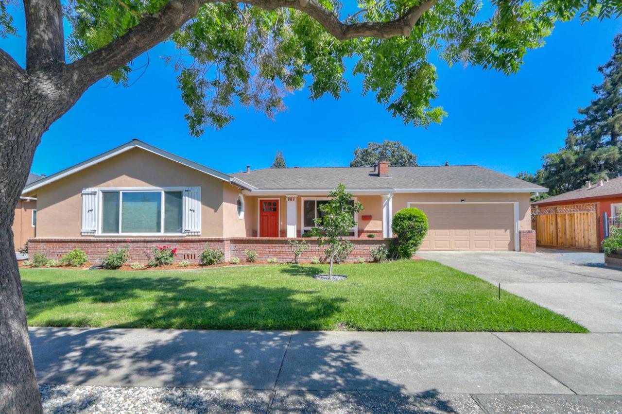 177 Catalpa Ln - Photo 1