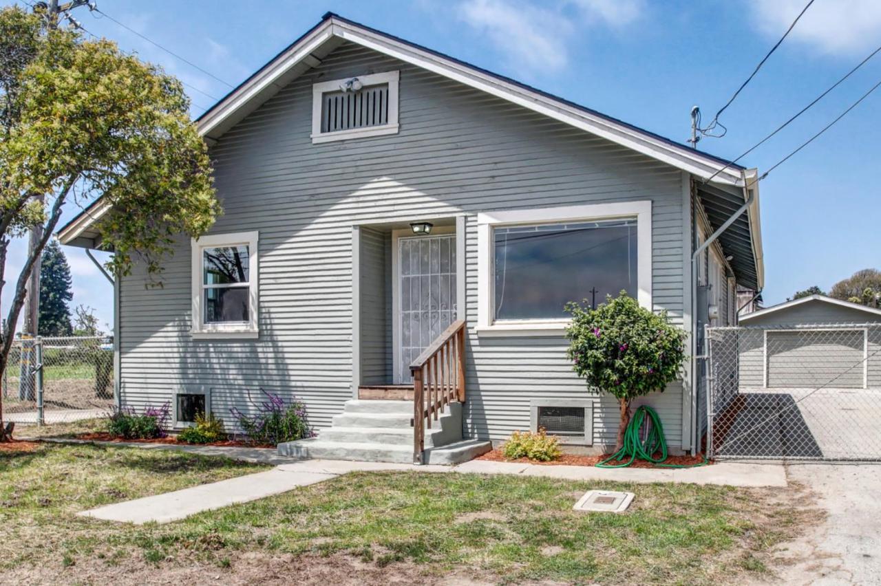 57 Riverside Rd - Photo 1