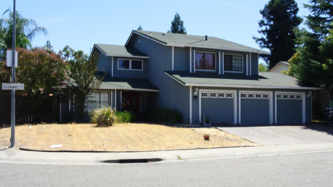 8826 Clonmel Ct - Photo 1