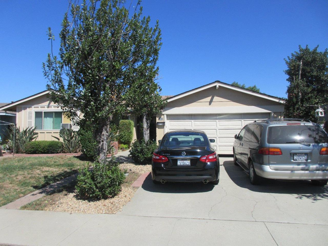 2714 Scottsdale Dr - Photo 1