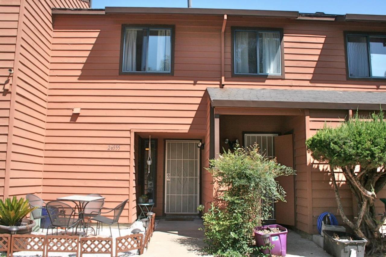 26555 Sunvale Ct - Photo 1