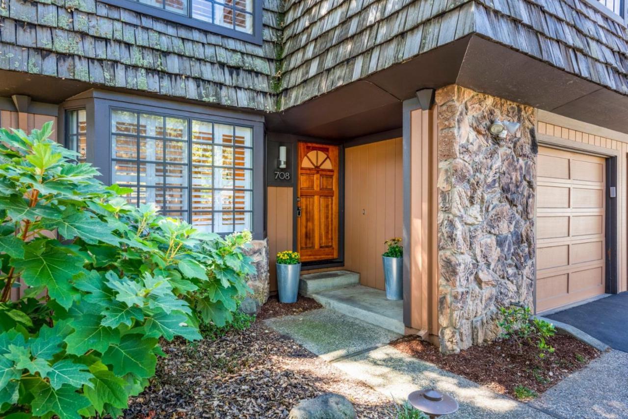 708 Winchester Blvd - Photo 1