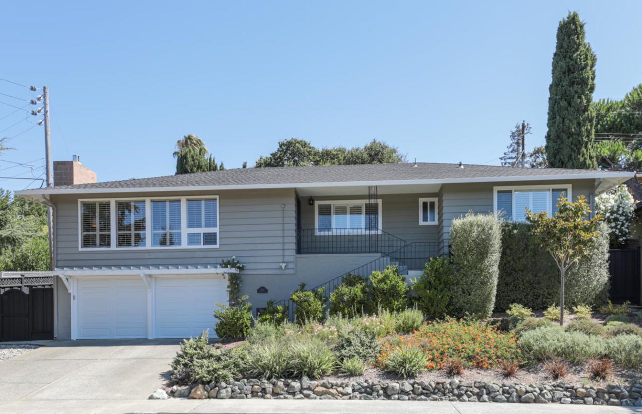 668 Barbour Dr - Photo 1