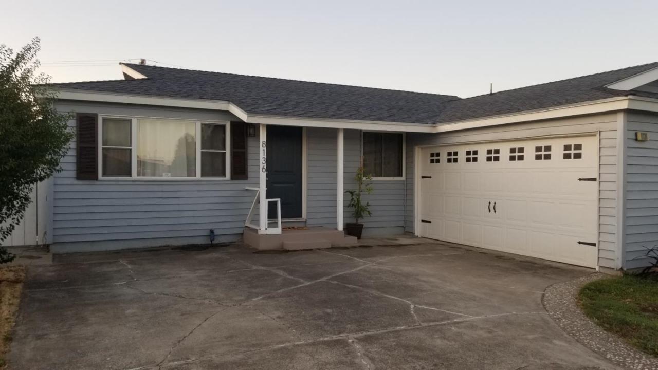 8136 Juniper Ave - Photo 1