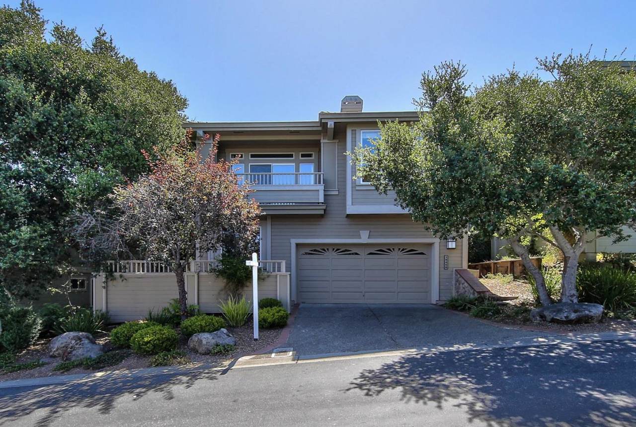 10460 Fairway Ln - Photo 1