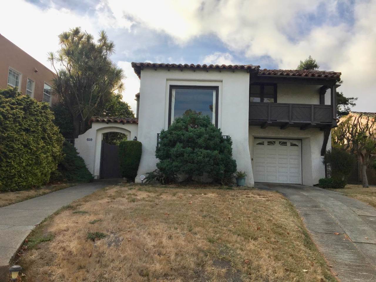 521 Hillcrest Blvd - Photo 1