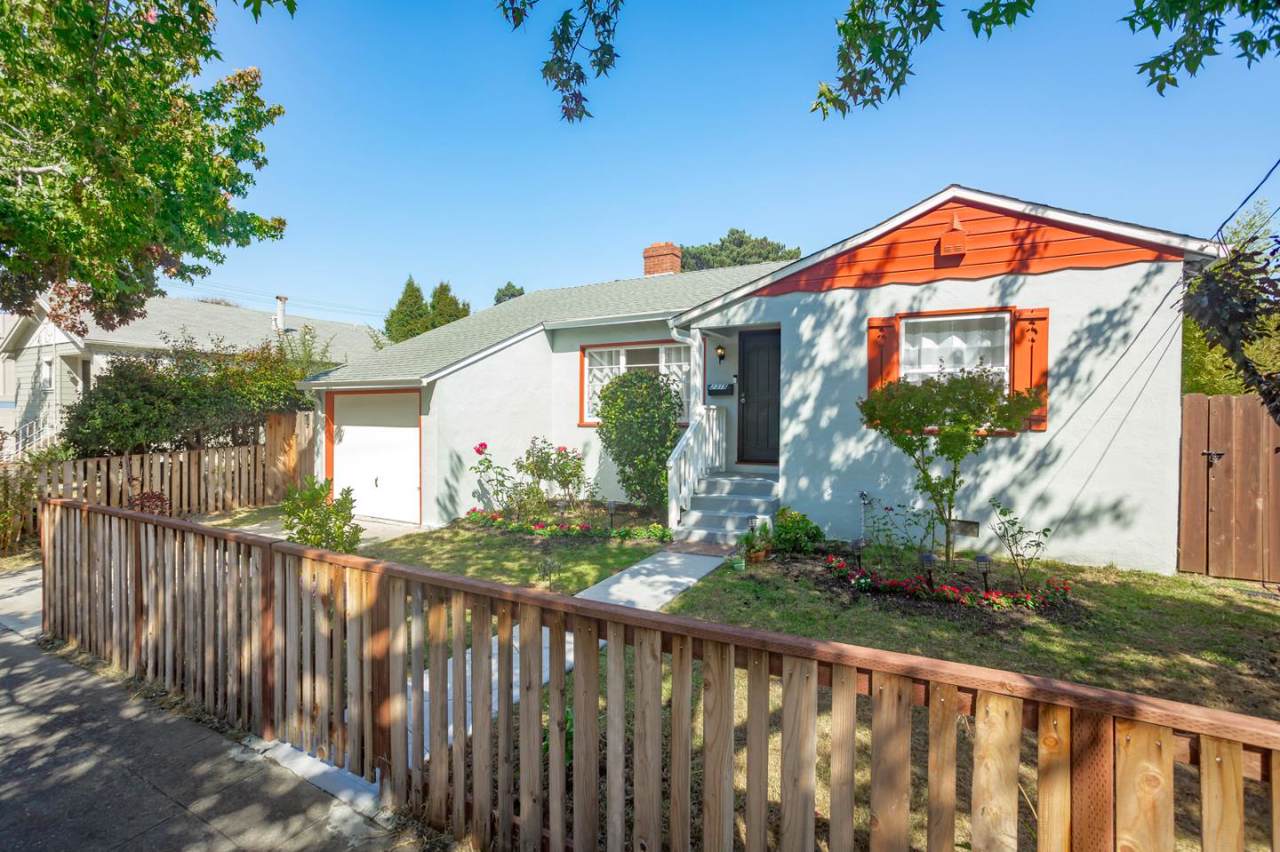 2315 West St - Photo 1