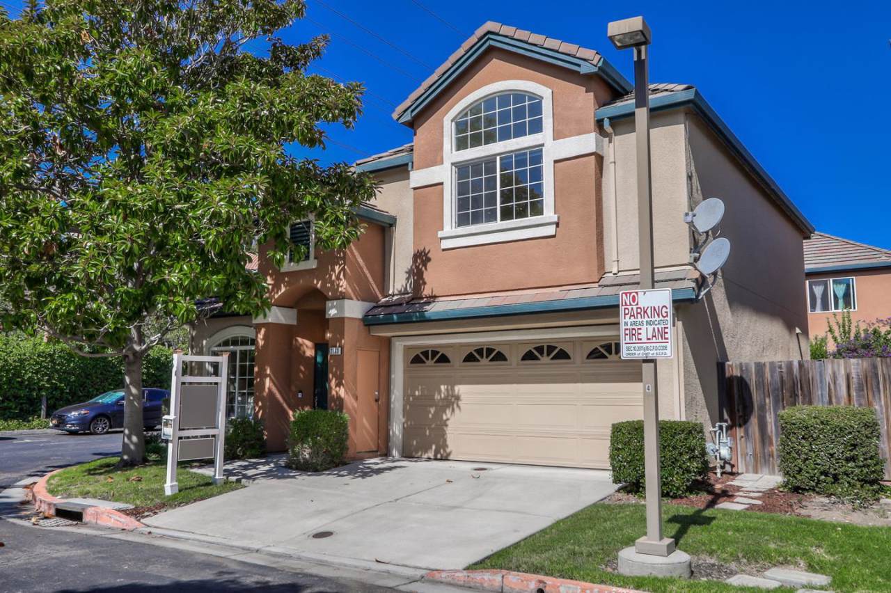 2163 Hunter Pl - Photo 1