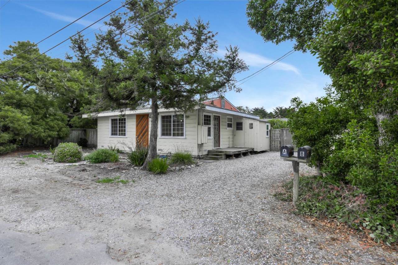 560 Dolores Ave - Photo 1