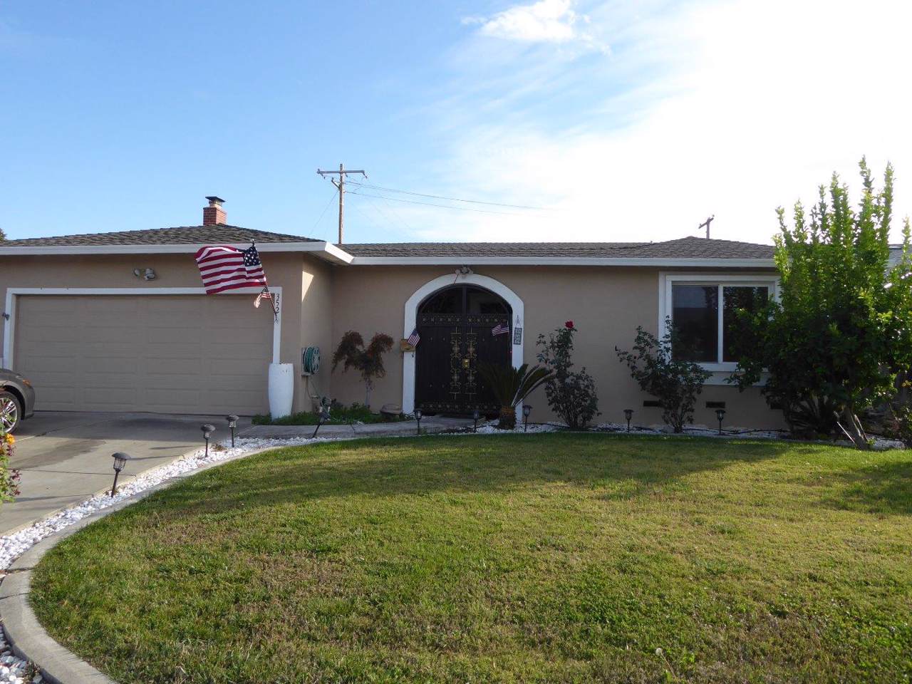 352 Colville Dr - Photo 1