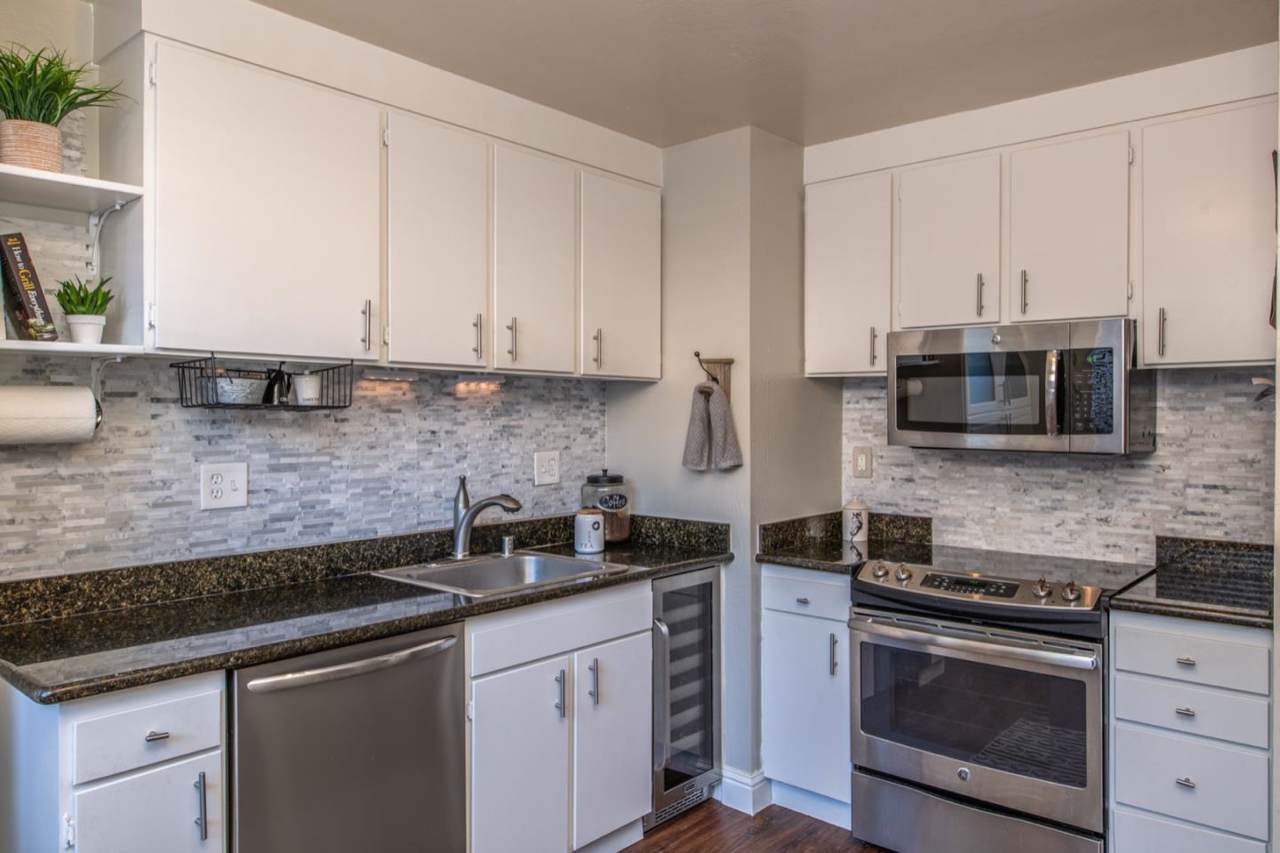 3600 High Meadow Dr 32 - Photo 1