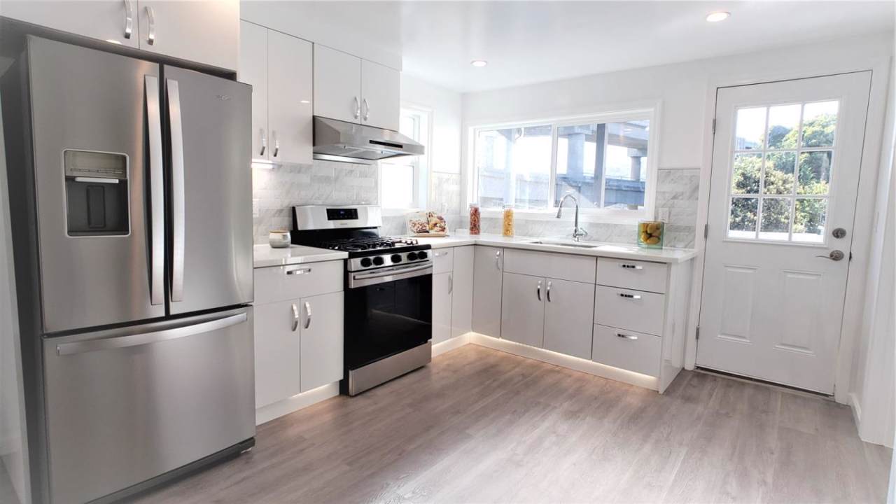 1667 Silver Ave - Photo 1