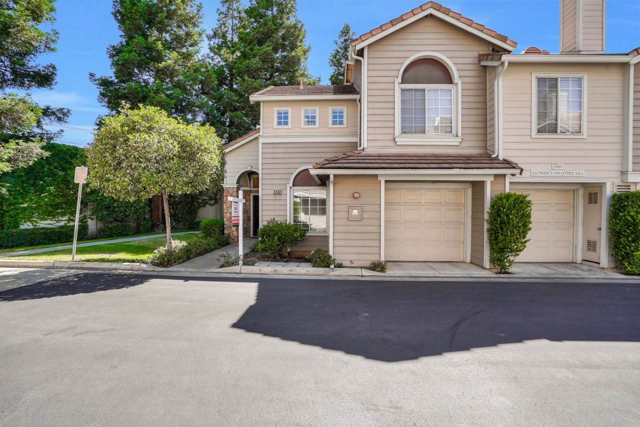 6132 Thicket Way - Photo 1